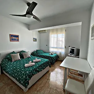 Apartamento Damasco, Amplio Apartamento Cercano Al Centro, Córdoba